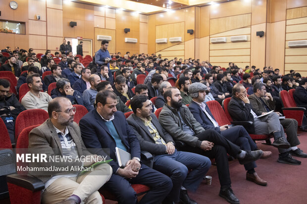 همایش ملی جنگ غزه با سخنرانی سردار حسنی آهنگر فرمانده دانشگاه جامع امام حسین (ع) و حجت‌الاسلام حسین طائب مشاور فرمانده کل سپاه پاسداران انقلاب اسلامی در دانشگاه امام حسین (ع) برگزار شد.