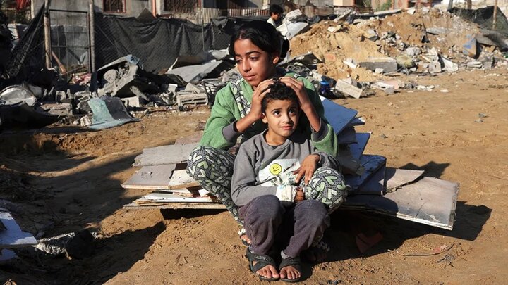 غزہ پر اسرائیلی حملے کے 90 روز، 100 سے زائد صحافی، 10 ہزار بچے سمیت 29 ہزار فلسطینی شہید