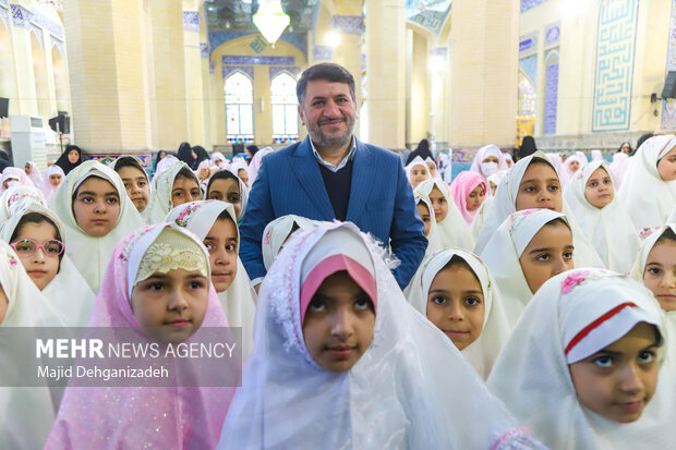 <a href='https://sayeb.ir/tag/%d8%ac%d8%b4%d9%86-%d8%aa%da%a9%d9%84%db%8c%d9%81'></div>جشن تکلیف</a> ۲ هزار نفری دختران <a href='https://sayeb.ir/tag/%db%8c%d8%b2%d8%af'>یزد</a>ی