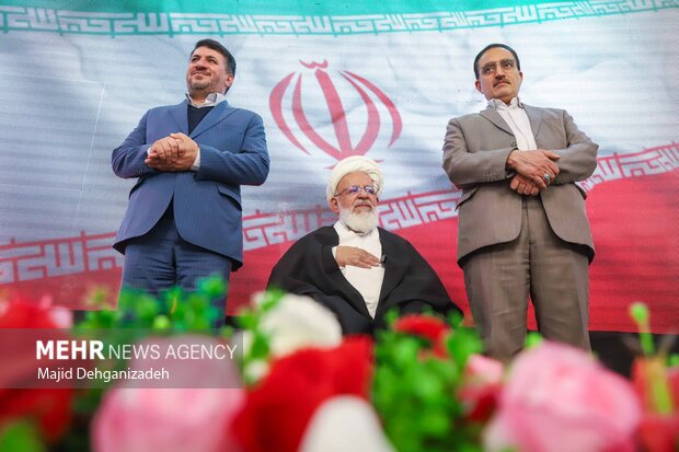 <a href='https://sayeb.ir/tag/%d8%ac%d8%b4%d9%86-%d8%aa%da%a9%d9%84%db%8c%d9%81'></div>جشن تکلیف</a> ۲ هزار نفری دختران <a href='https://sayeb.ir/tag/%db%8c%d8%b2%d8%af'>یزد</a>ی