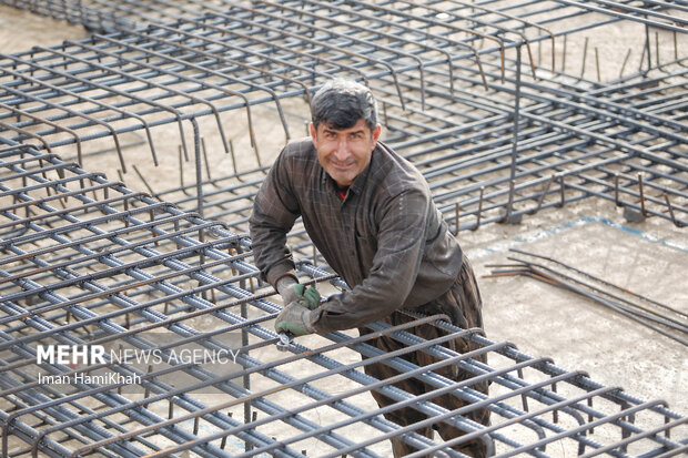 بازدید از روند اجرایی مسکن ملی پرواز در همدان