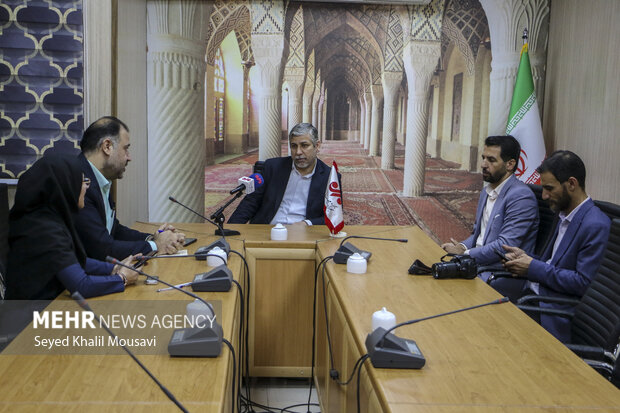 حضور فرماندار اهواز در دفتر خبرگزاری