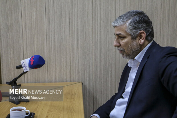 حضور فرماندار اهواز در دفتر خبرگزاری