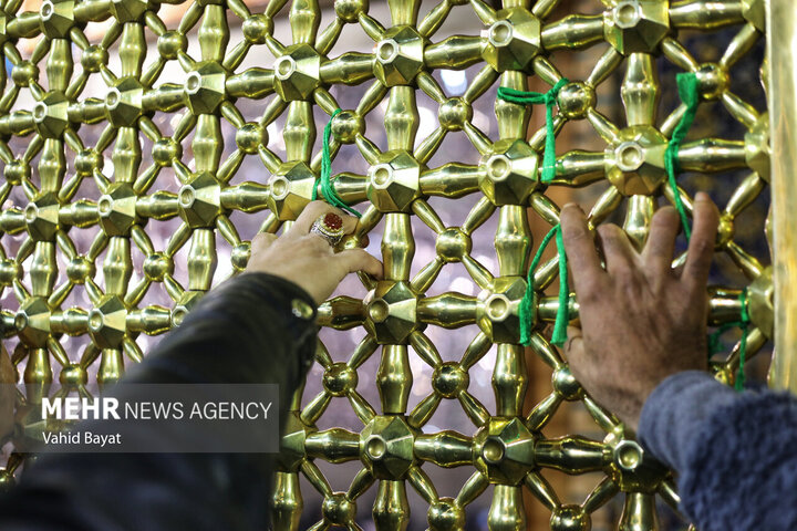 VIDEO: Imam Reza shrine on birth anniv. of Hazrat Zahra (SA)