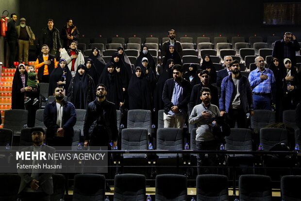 آیین رونمایی و نخستین اکران مستند داستان بارانی