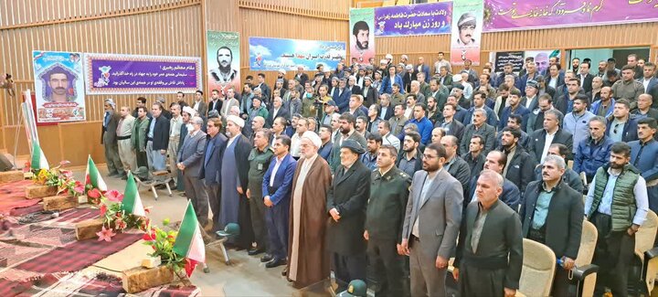 حلقههای میانی نهضت خدمترسانی به مردم را سرلوحه کار خود بدانند