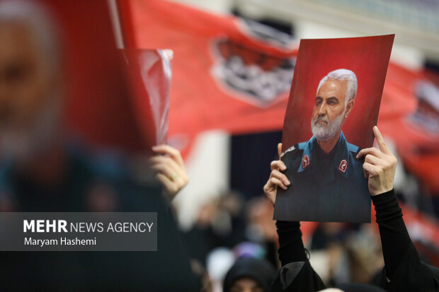 به زودی قلههای عزت و عظمت را فتح خواهیم کرد به زودی قلههای عزت و عظمت را فتح خواهیم کرد