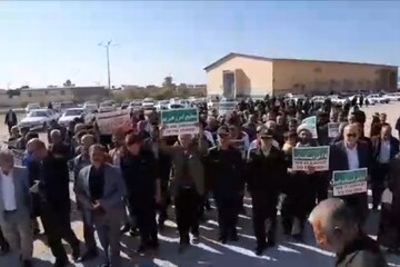 راهپیمایی مردم اهرم در محکومیت حادثه تروریستی کرمان