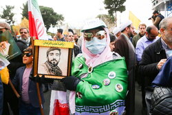 راهپیمایی مردم قم در محکومیت حادثه تروریستی کرمان