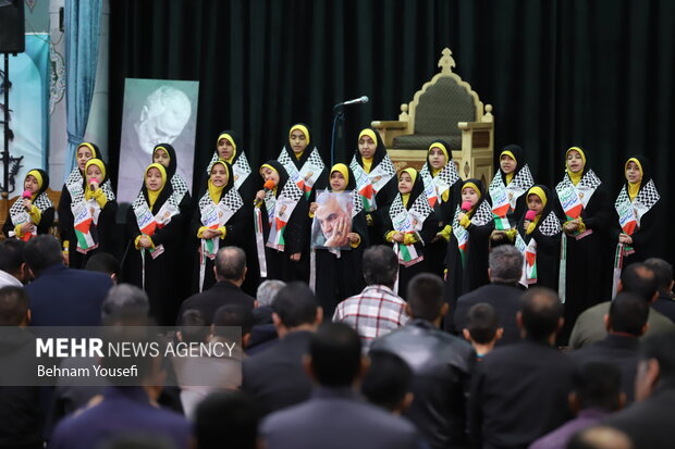 اجتماع بزرگ مردم اراک در محکومیت حادثه تروریستی کرمان
