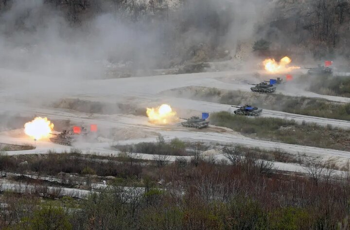 کره شمالی ۲۰۰ گلوله به سمت مناطق کره جنوبی شلیک کرد