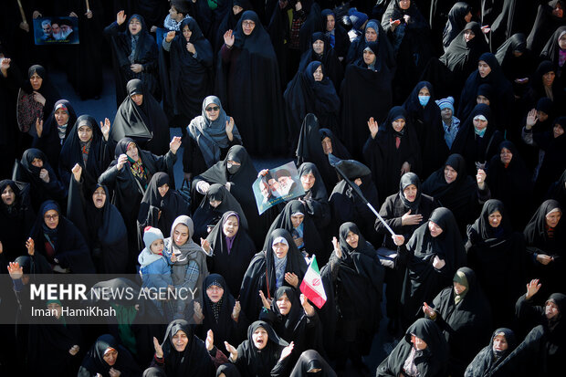 راهپیمایی مردم همدان در اعتراض به حادثه تروریستی کرمان