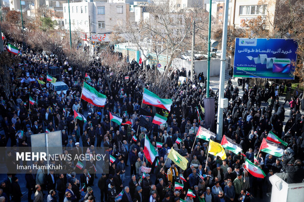 راهپیمایی مردم همدان در اعتراض به حادثه تروریستی کرمان