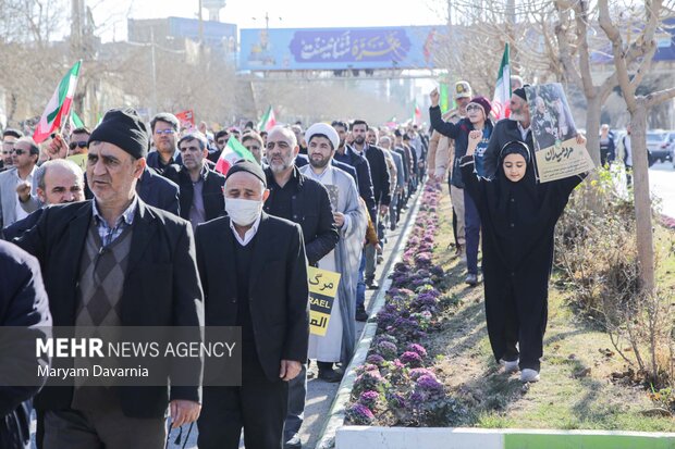 راهپیمایی مردم بجنورد در محکومیت حادثه کرمان