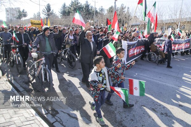 راهپیمایی مردم بجنورد در محکومیت حادثه کرمان