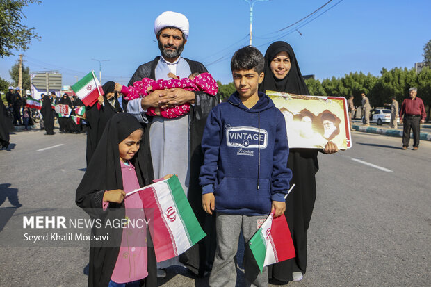 راهپیمایی مردم در محکومیت حادثه کرمان