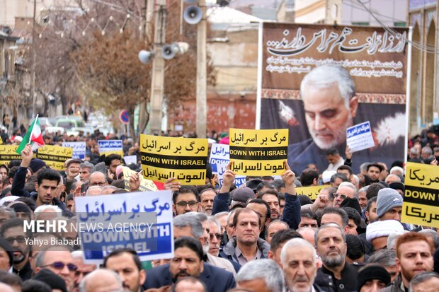 راهپیمایی مردم کرمانشاه در محکومیت حمله تروریستی کرمان