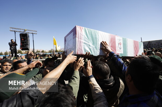مراسم وداع و تشییع شهدای جنایت تروریستی کرمان