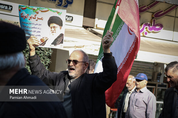 راهپیمایی مردم آمل در اعتراض به حادثه تروریستی کرمان
