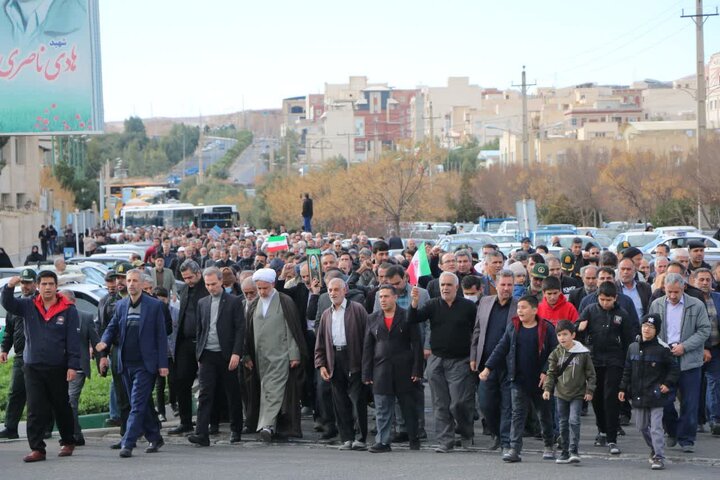 خروش انزجار از حادثه تروریستی کرمان در ساوه طنین انداز شد