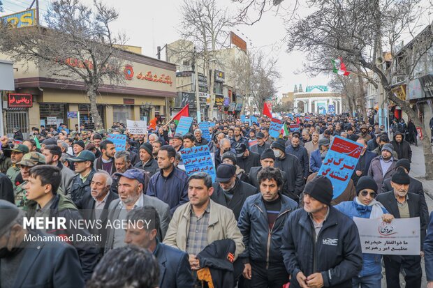 راهپیمایی مردم اردبیل در محکومیت جنایت تروریستی کرمان