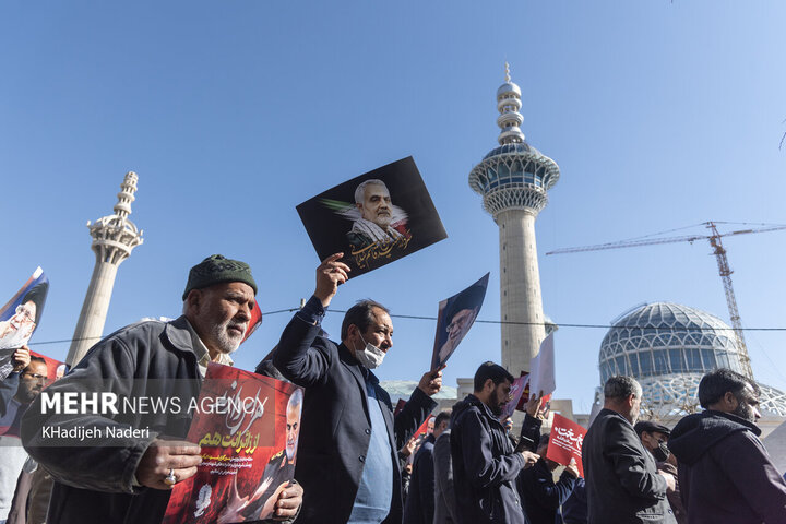 راهپیمایی مردم اصفهان در محکومیت جنایت تروریستی کرمان-مصلی اصفهان