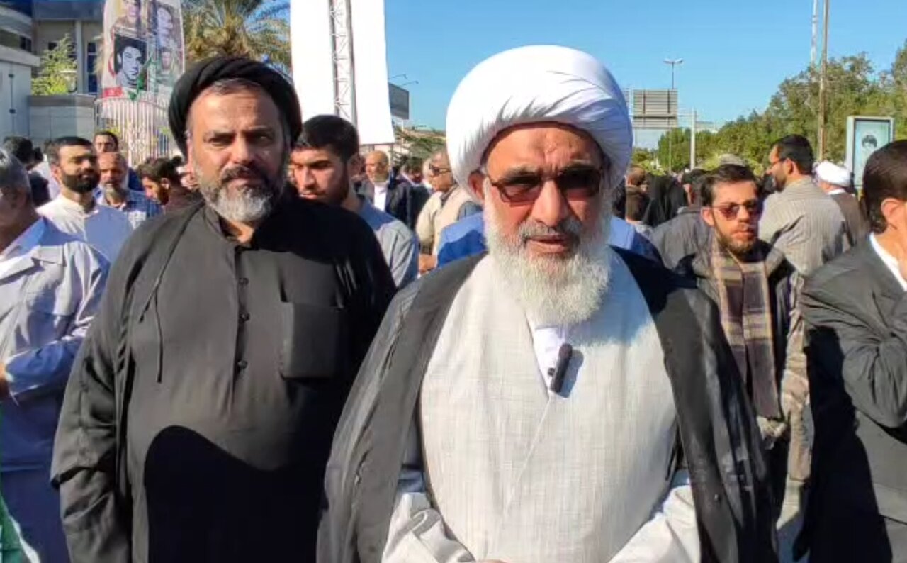امام جمعه بوشهر: مکتب سردار سلیمانی مانا خواهد بود