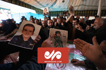 مراسم گرامیداشت شهدای دانش آموز در همدان