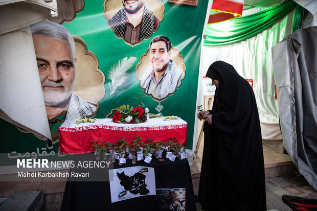 گلزار شہداء کرمان، شہداء کی تدفین کے بعد
