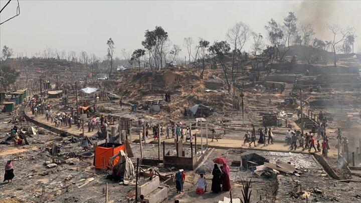 ۱۰۴۰ چادر در اردوگاه پناهجویان روهینگیایی در بنگلادش خاکستر شد