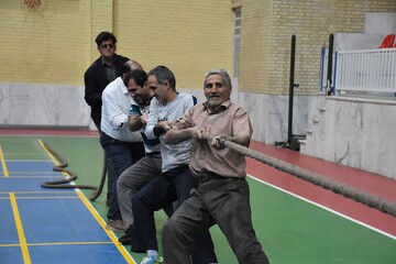 رقابت ۴۵ کم‌بینا و نابینای یزد در سومین جشنواره فرهنگی ورزشی کارگران