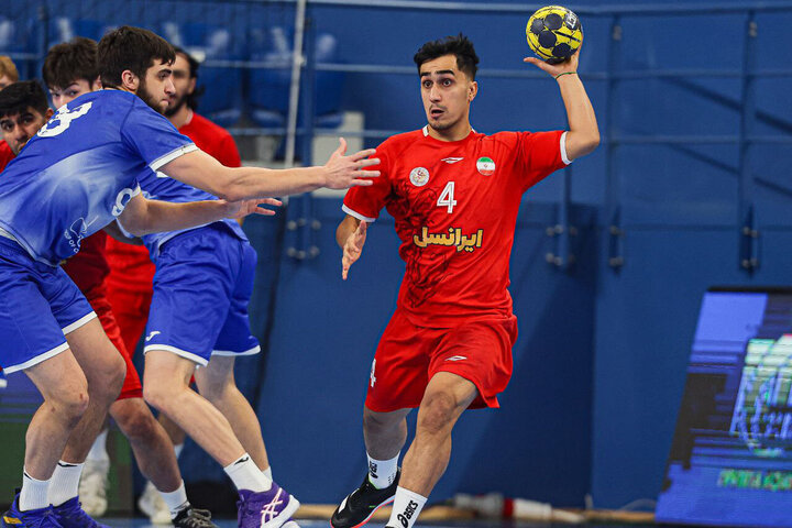 Iran beats youth Russia in Handball tournament
