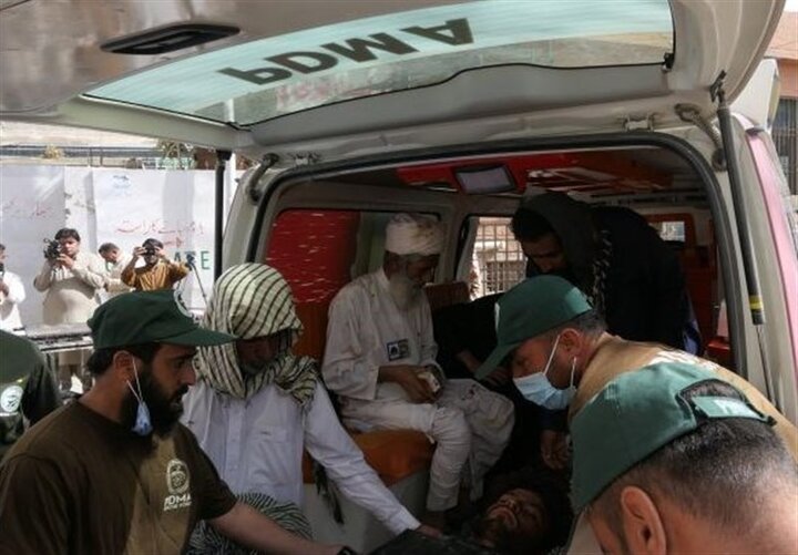 Blast kills 5 policemen, injures 27 in Northwestern Pakistan