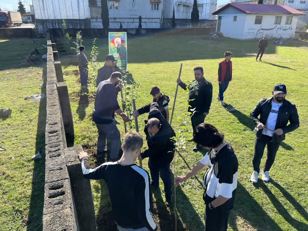 اجرای طرح «هم عهدی سبز با حاج قاسم» در آستارا اجرای طرح «هم عهدی سبز با حاج قاسم» در آستارا