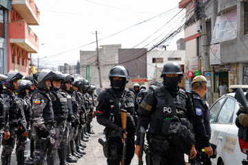 فرار رییس خطرناک باند قاچاق از زندان فوق امنیتی اکوادور؛ ۶۰ روز وضعیت اضطراری اعلام شد!