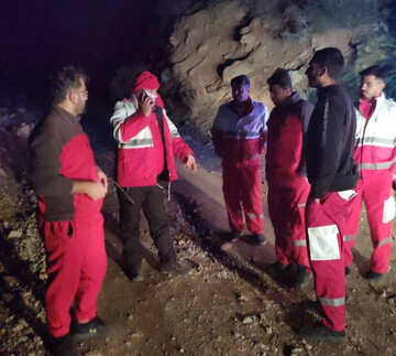نجات جان ۴ فرد مفقود شده در ارتفاعات سفیدخوانی الموت