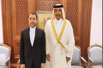 السفير الإيراني في الدوحة يلتقي رئيس مجلس الشورى القطري