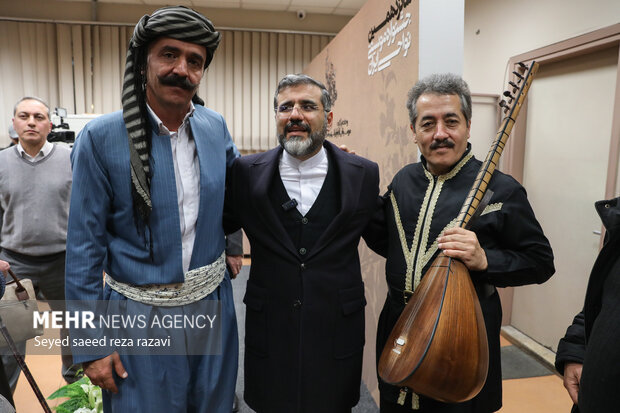 آیین پایانی شانزدهمین جشنواره ملی موسیقی نواحی ایران شامگاه امروز سه‌شنبه دوازدهم دی ۱۴۰۲ با حضور محمد مهدی اسماعیلی وزیر فرهنگ و ارشاد اسلامی، محمود سالاری معاون امور هنری وزیر فرهنگ و ارشاد اسلامی، امیرحسین سمیعی مدیرکل دفتر موسیقی وزارت فرهنگ و ارشاد اسلامی، محمد اله یاری مدیرعامل بنیاد فرهنگی هنری رودکی در تالار رودکی تهران برگزار شد
