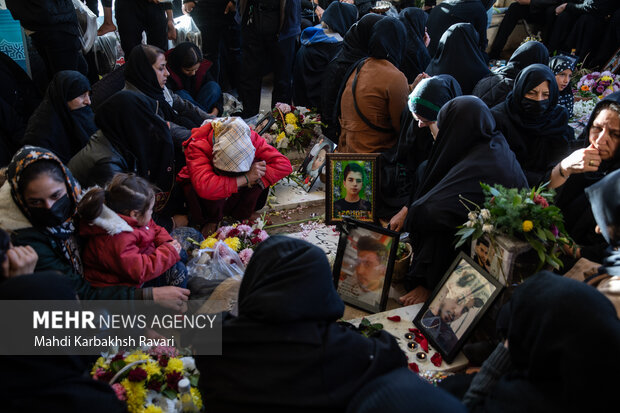 هفتمین روز شهادت شهدای انفجار تروریستی کرمان