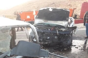 تصادف در جاده حاجی‌آباد زرین‌دشت دو نفر را به کام مرگ کشاند