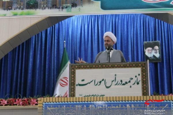 امام جمعه زاهدان: سازمان ملل پشتیبان جنایتکاران شده است امام جمعه زاهدان: سازمان ملل پشتیبان جنایتکاران شده است