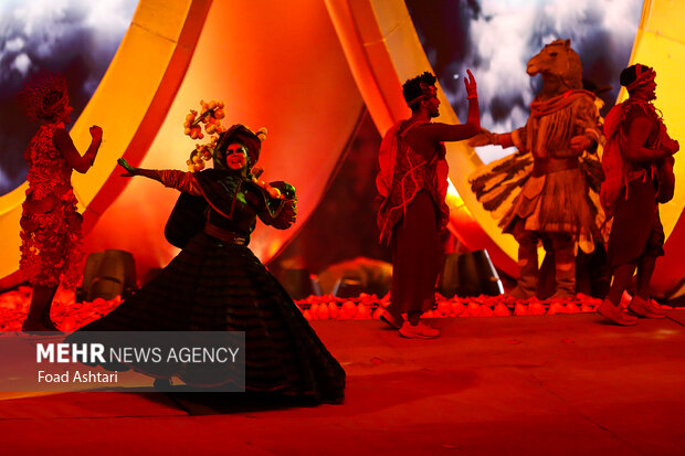 آغاز جام هجدهم آسیا/ قطر از سد لبنان عبور کرد/ قرائت سوگندنامه توسط کاپیتان تیم ملی فلسطین 8 پایگاه خبری ججین قرائت سوگندنامه جام هجدهم توسط کاپیتان تیم ملی فوتبال فلسطین