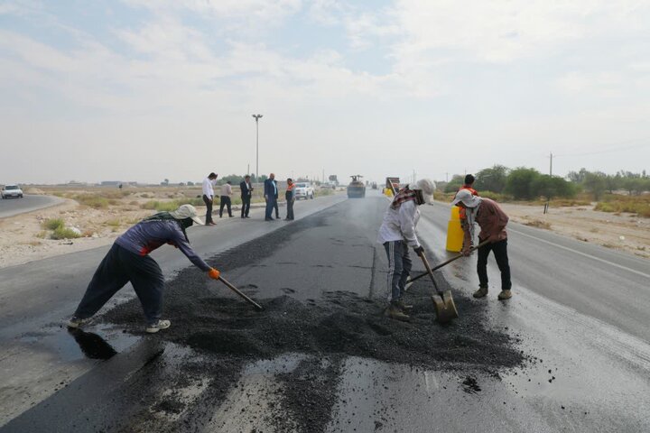 ۲۹۳ کیلومتر روکش آسفالت راههای استان بوشهر انجام شد ۲۹۳ کیلومتر روکش آسفالت راههای استان بوشهر انجام شد
