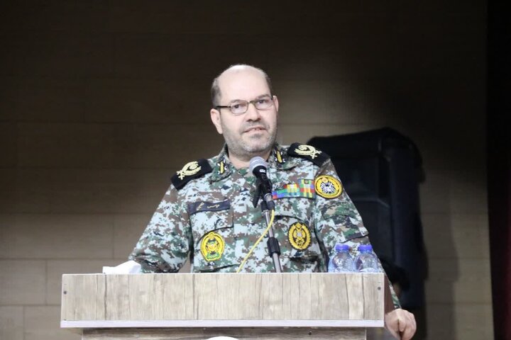 پدافندهوایی مظهر مجاهدان دلیر و همیشه سرافرازی است پدافندهوایی مظهر مجاهدان دلیر و همیشه سرافرازی است