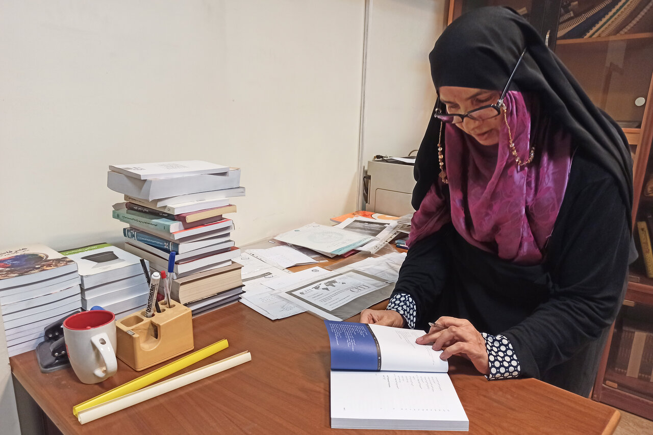 بوردول و تامسون مسیر تحلیل فیلم تاریخی نگر را شکل داده اند