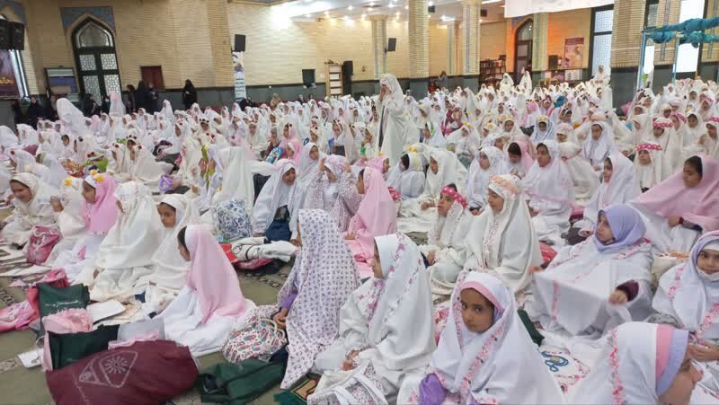 جشن تکلیف ۸ هزار دانش آموز ملاردی برگزار شد