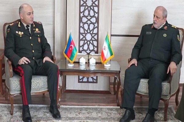 تعاون إيراني أذربيجاني بين جامعات الدفاع الوطني للبلدين