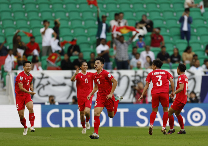 پیروزی پرگل ژاپن در نیمه اول دیدار با ویتنام