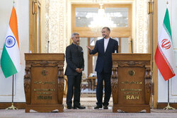 دیدار وزیر امور خارجه هند با وزیر امور خارجه ایران