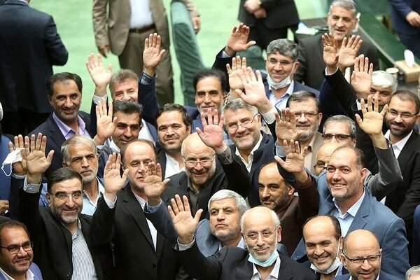 از مجلس «رییسجمهورساز» تا احیای پارلمان انقلابی